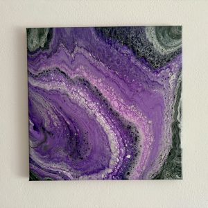 Pouring_Amethyst_Energy